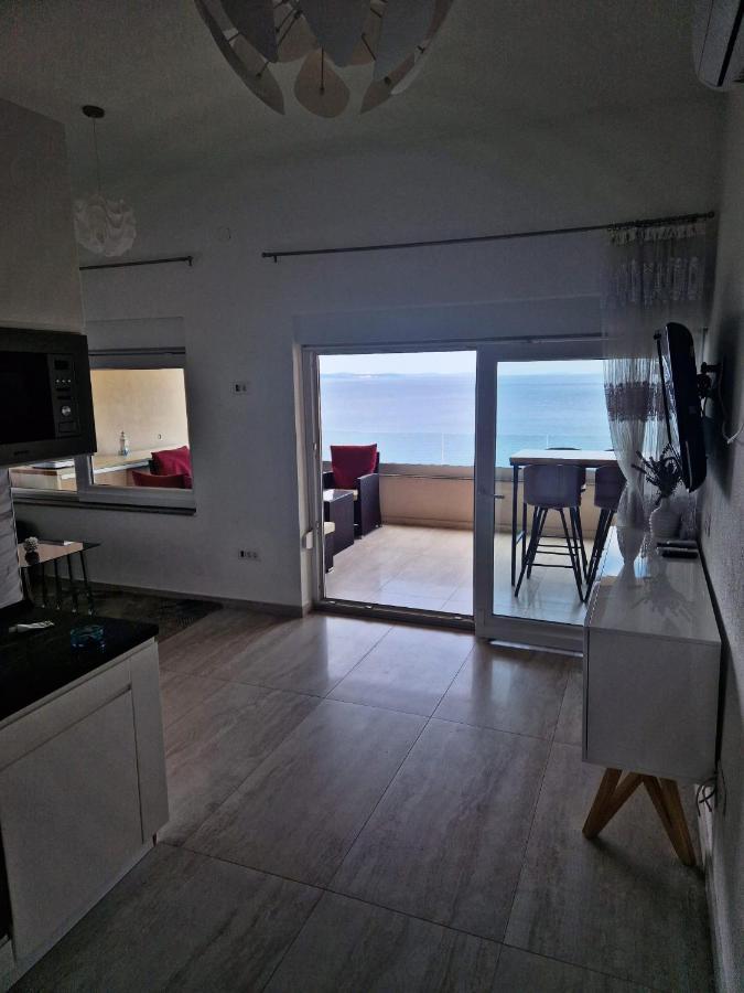 Amazing Sea View Apartment โอมิช ภายนอก รูปภาพ