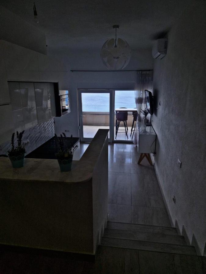 Amazing Sea View Apartment โอมิช ภายนอก รูปภาพ